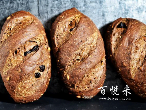 以啤酒為原料做面包，想要低熱量，非啤酒雜糧面包莫屬！